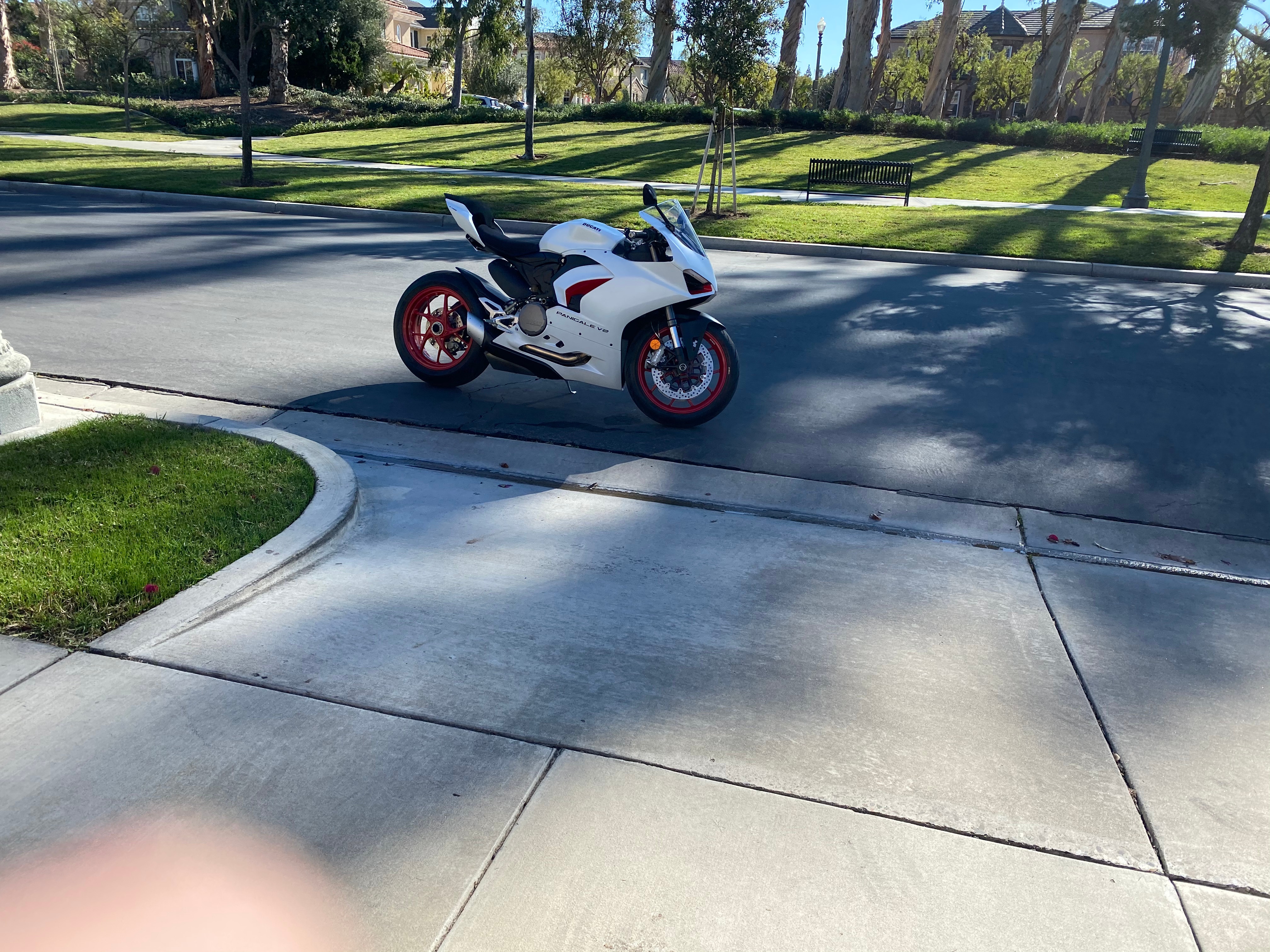 2021 Ducati Panigale V2 photo 16